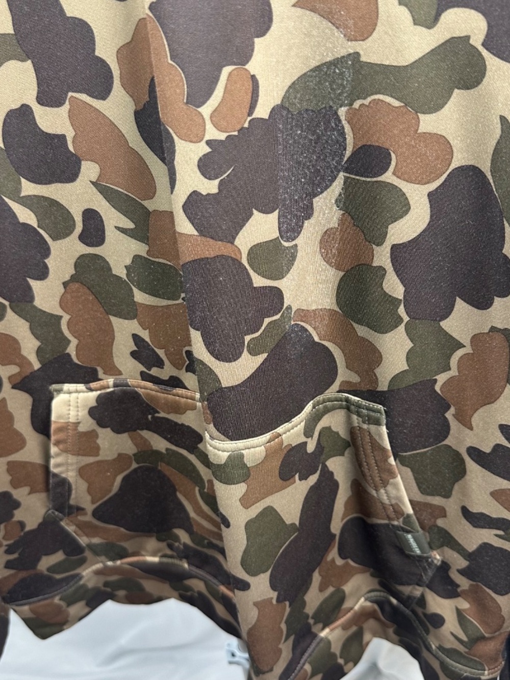 Magellan Outdoors Hooded Pullover in Army Camo Pattern, Size Large - Picture 2 of 6